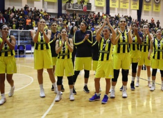 Kadın basketbol takımımız İzmit Belediyespor ile karşılaşıyor.