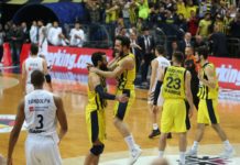 Fenerbahçemiz Real Madrid’i devirerek ilk yarıyı lider bitirdi