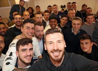 “Aile arasında”